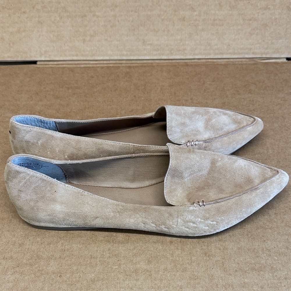 Steve Madden Taupe Suede Flats